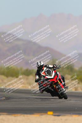media/Nov-06-2023-Moto Forza (Mon) [[ce023d0744]]/3-Intermediate Group/Session 3 (Turn 5)/